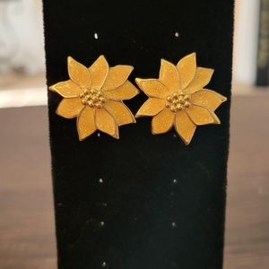 3 for $15 Vintage Avon yellow poinsettia earrings